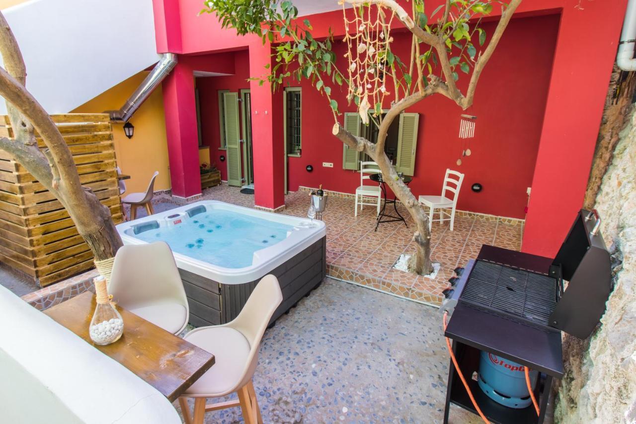 Iole Boutique House Apartment นาฟปลิโอ ภายนอก รูปภาพ